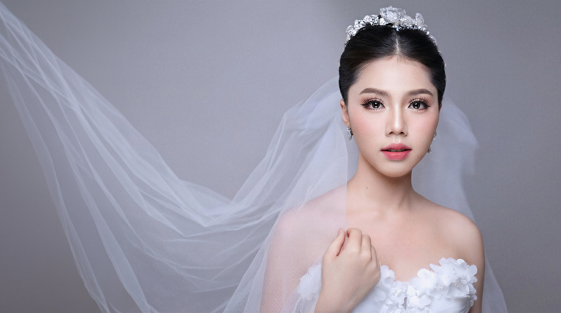 Lan Chi Makeup Artist