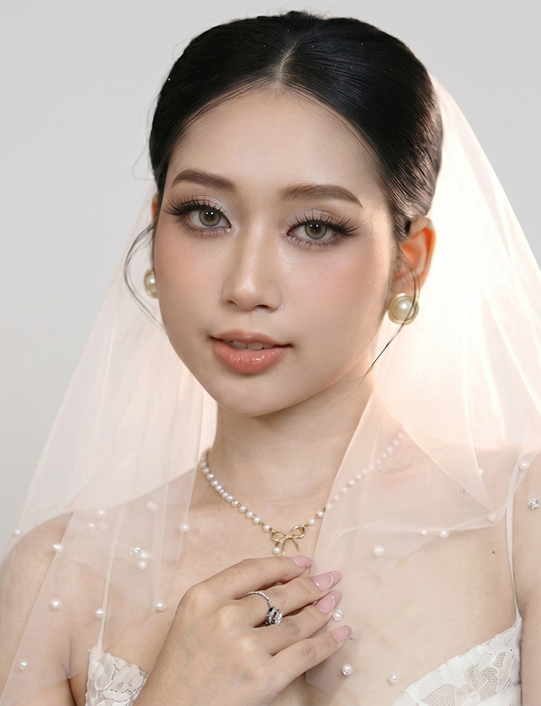 Lan Chi Makeup Artist