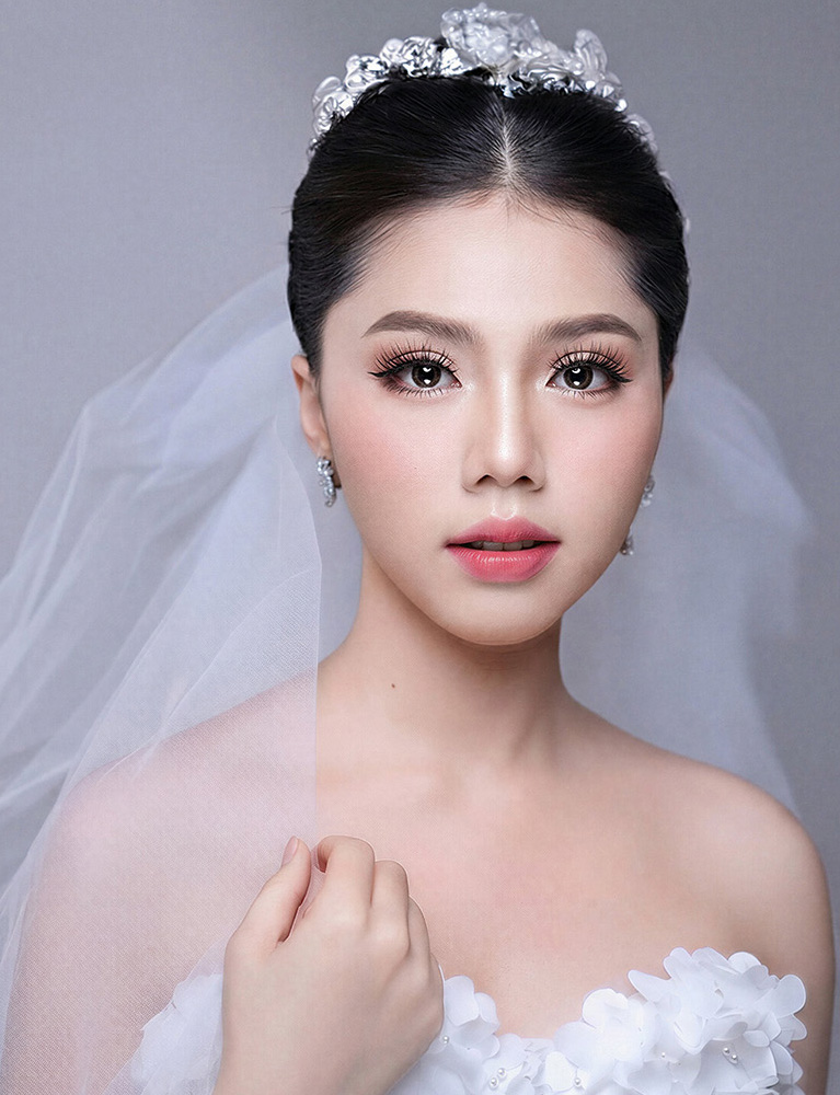 Lan Chi Makeup Artist
