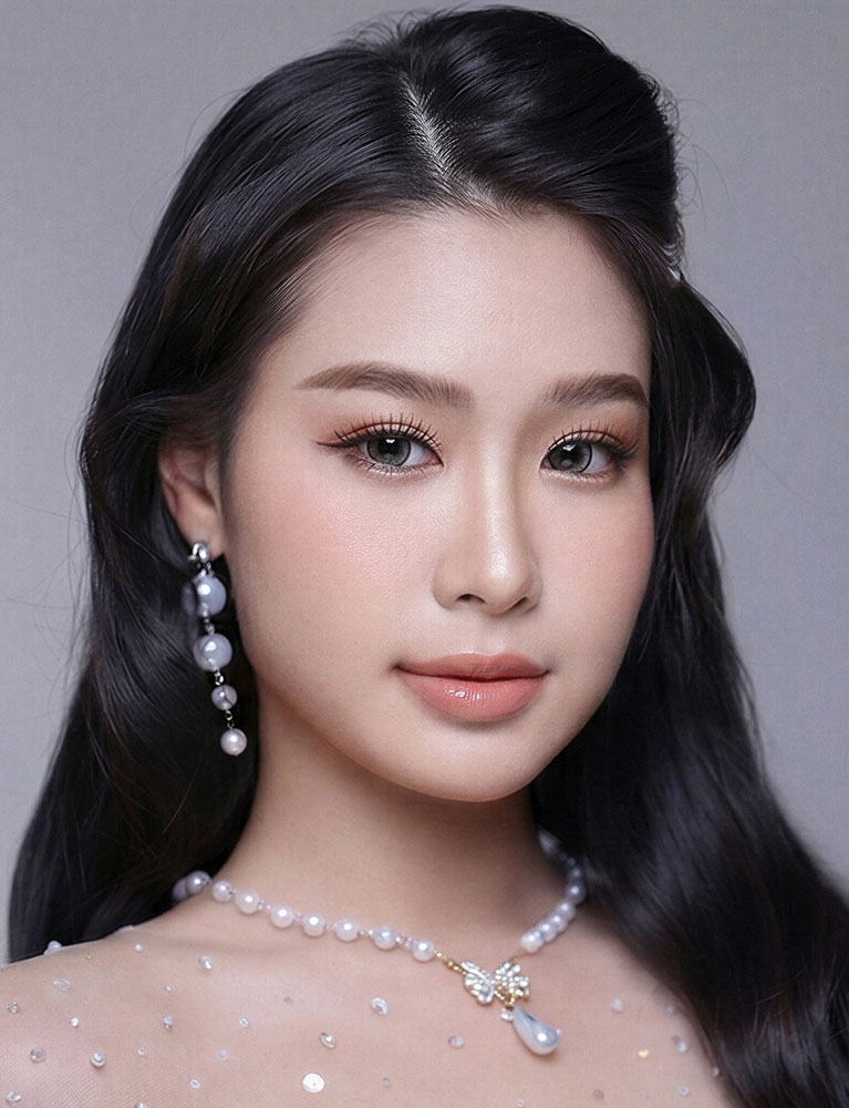 Lan Chi Makeup Artist